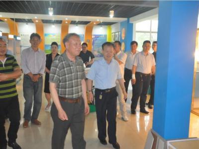 中国建筑装饰协会李秉仁会长一行考察JN体育工业园