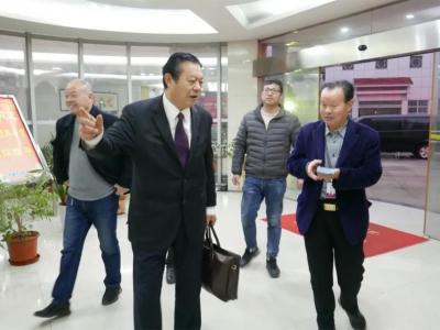 江苏绿美艺集团潘总一行走进JN体育参观考察！