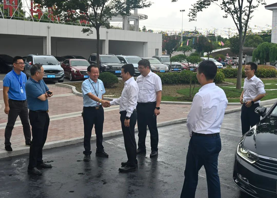 武进区区长陈志良一行莅临JN体育集团参观指导！